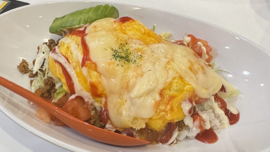 きじむなあで食べたタコライス