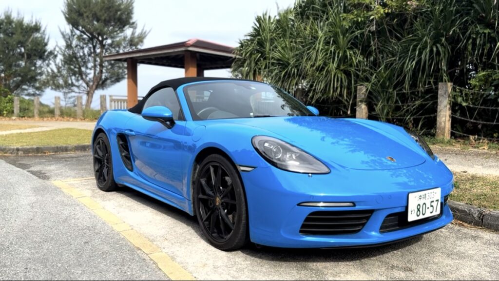レンタカーのポルシェ