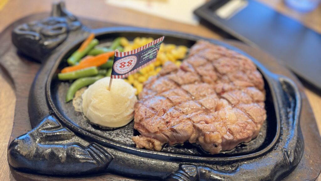 念願のステーキハウス88のステーキ